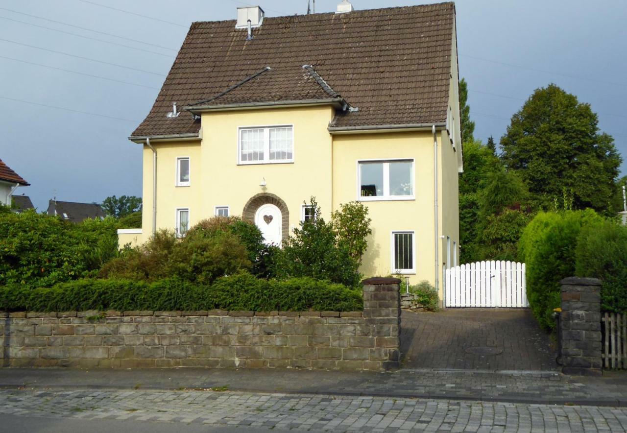 Ferienwohnung Remscheid-Reinshagen Екстериор снимка